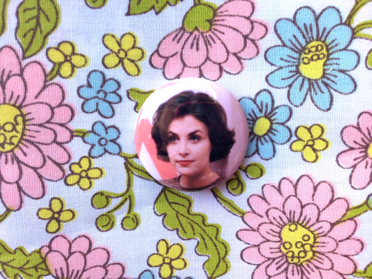 Audrey Horne 1" Button