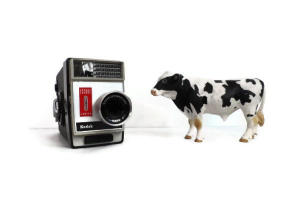 Kodak Escort 8 Wind Up Movie Camera / Retro Electronics / Vintage Farmhouse Home Decor / Geekery