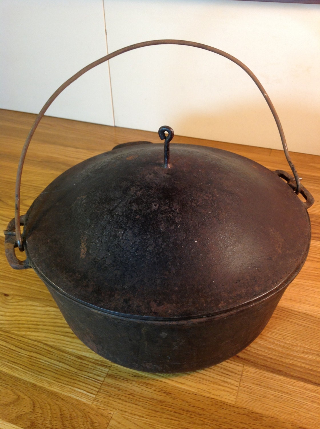 Vintage Cast Iron Dutch Oven by CampyClassics on Etsy