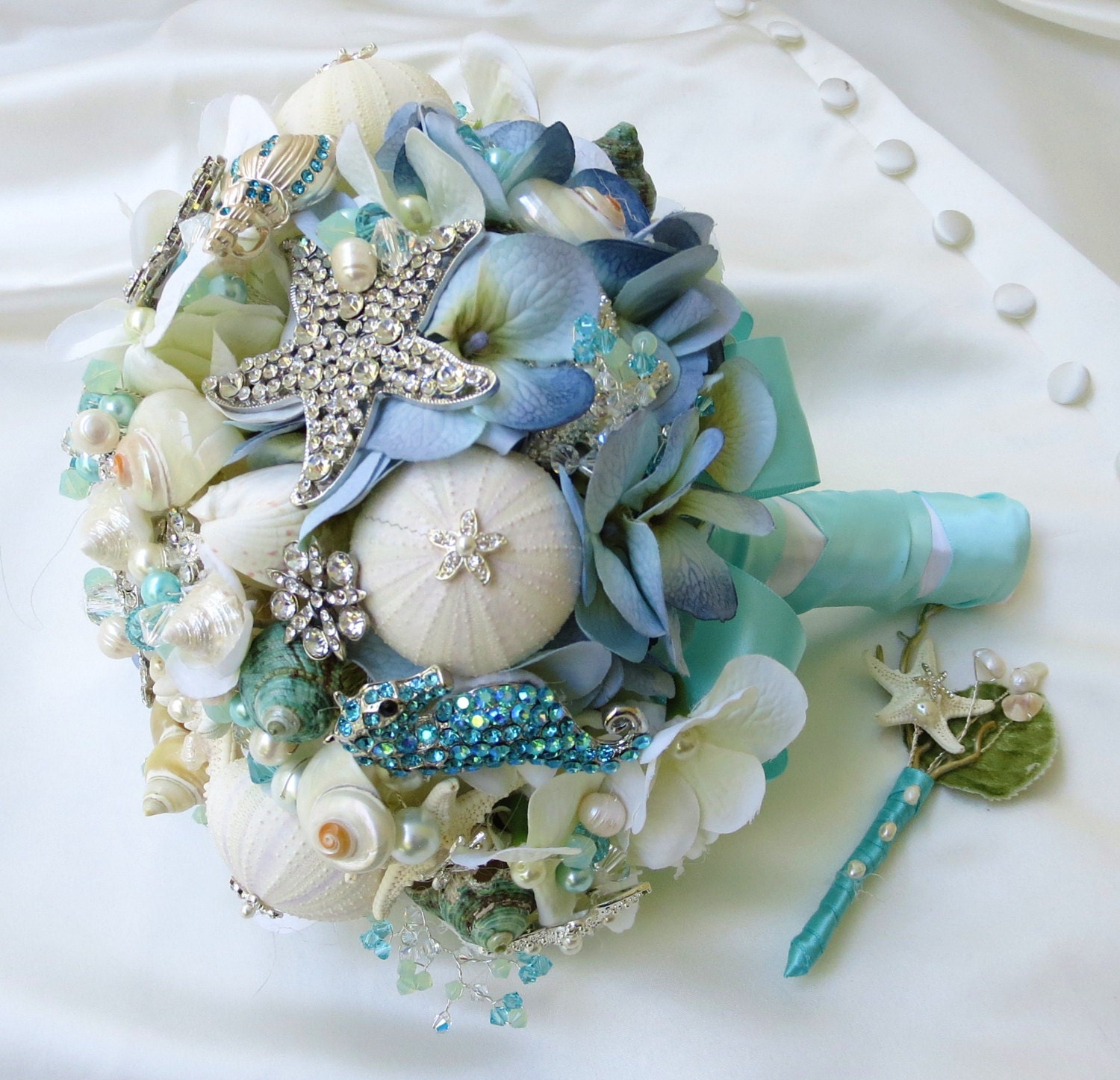 Sea Shell Bridal Bouquet , Seashell Bouquet,Tiffany Blue Bridal Brooch Bouquet, Bridal Bouquet