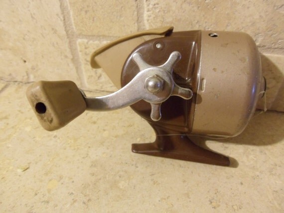 Quality Star Drag Spin Casting Reel Vintage by btckreiner on Etsy
