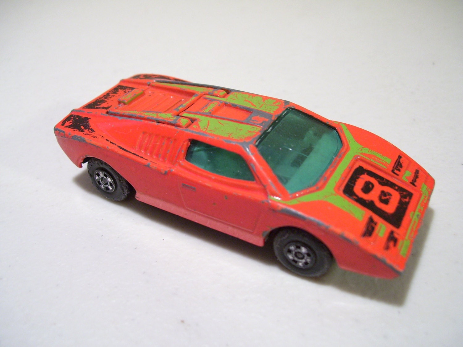 matchbox superfast no 27 lamborghini countach