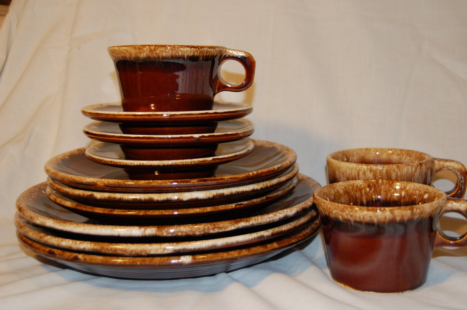 Vintage Hull Mirror Brown Drip Dinnerware Set by EverybodyHadOne