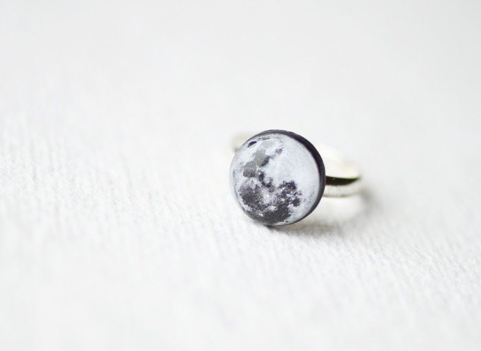 Full Moon Ring - Astronomy jewelry - Space - smafactory