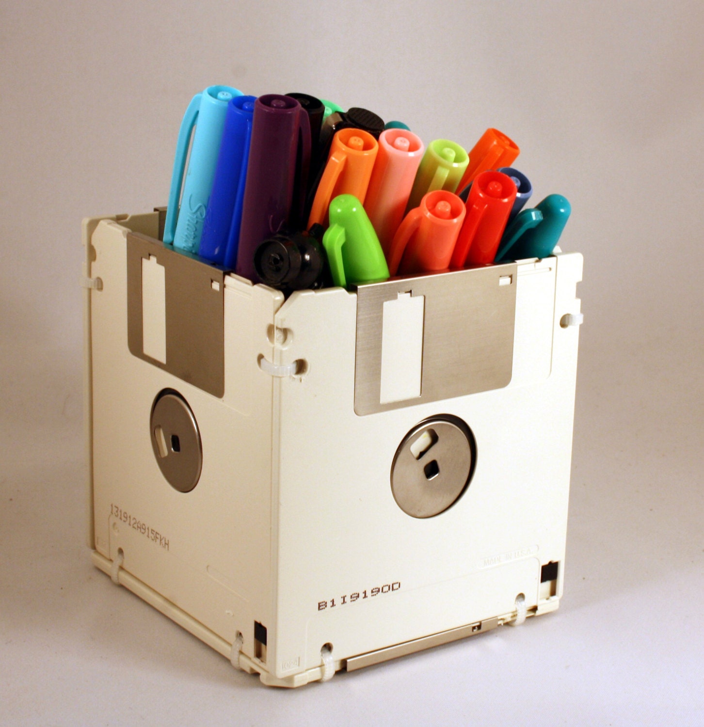 Floppy Disk Pen and Pencil Holder (WHITE)