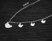 Mother and Three little bird Necklace, Family Bird Monogram Necklace, Baby Bird Monogram Jewelry, Sister Necklace, Custom Mothers Necklace