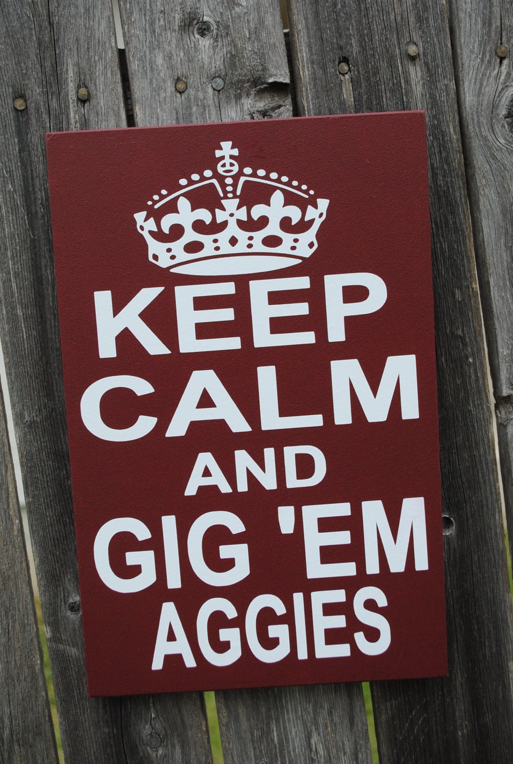 Keep Calm and Carry On, Personalized Team Spirit Wood Sign