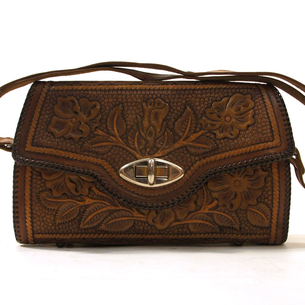 60s / 70s Tooled Leather Purse with Woodrose Design