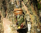 Witch's Circle of Protection Spell Bottle Pendant - Ward Against Psychic Attacks, Deflect and Banish Negative Energies, Pagan Jewelry