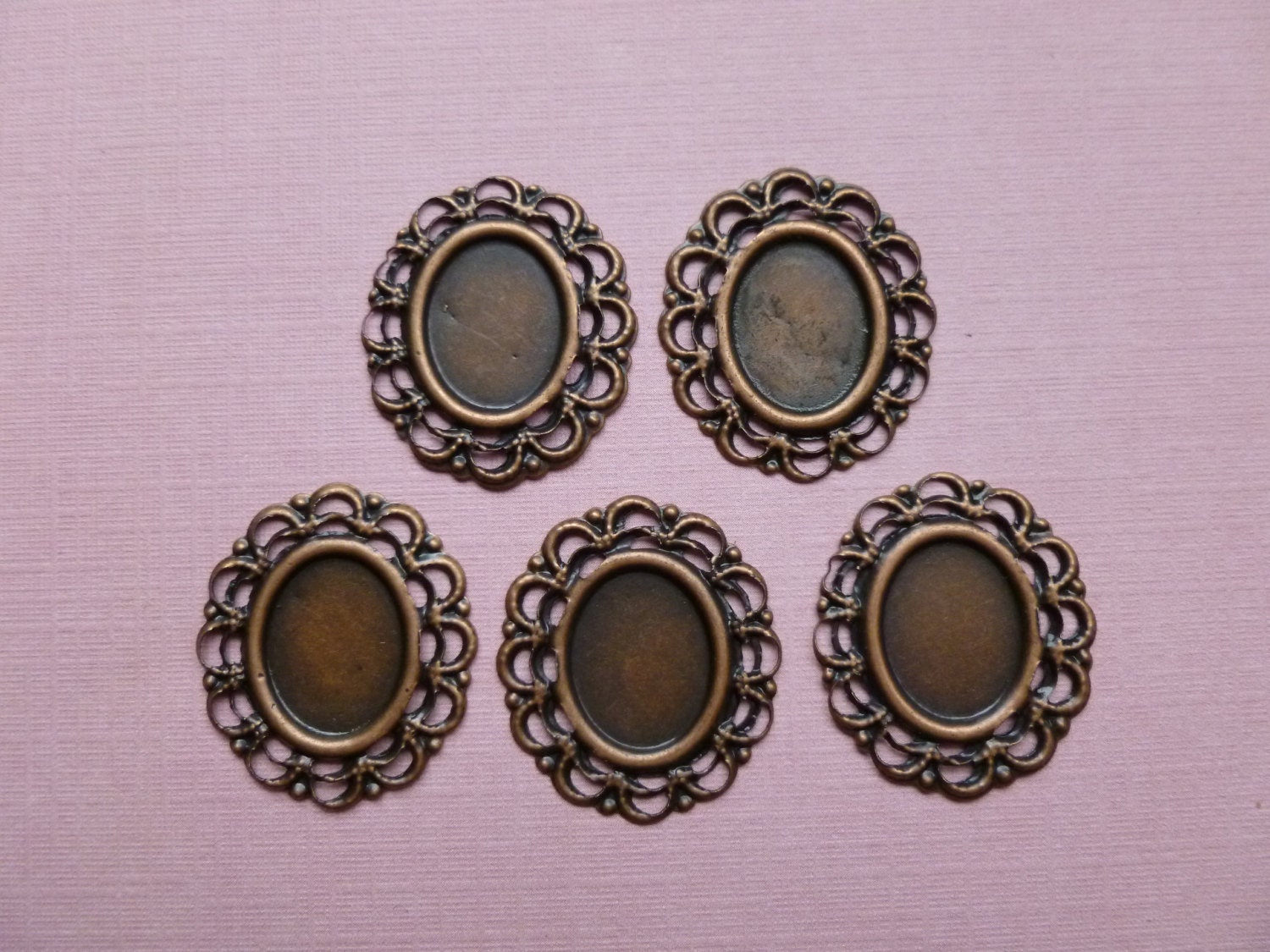 10 antique COPPER CAMEO settings 25mm lead free