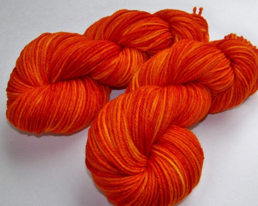 SPRING SALE 30 Percent Off -- Hand Dyed Superwash Merino Worsted -- Burnt Psychotic Pumpkin