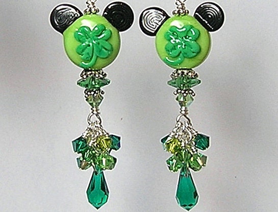 SHaMRoCK MouSe FoR ST PaTRiCKS DaY Handmade SRA Lampwork Glass Bead Earrings by Glitterbug Originals SRAJD