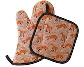 Foxy Oven Mitt and Pot Holder Set