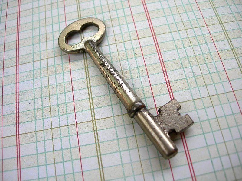 Vintage Skeleton Key GERMANY silver lot of 1