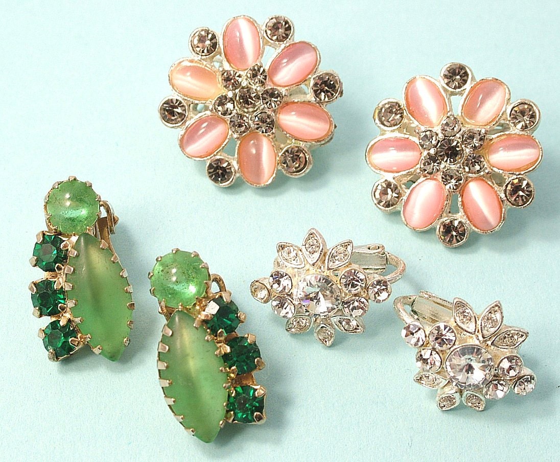 3 pairs of Vintage/ estate 1950s/ 1970s costume paste, clip on earrings -  flowers
