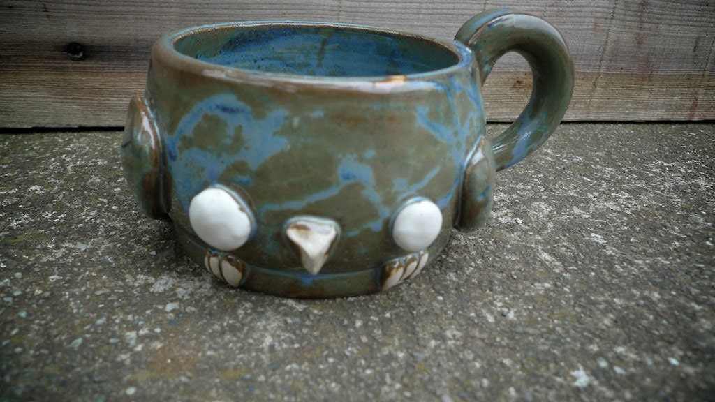 Stoneware Hand thrown ceramic bird mug