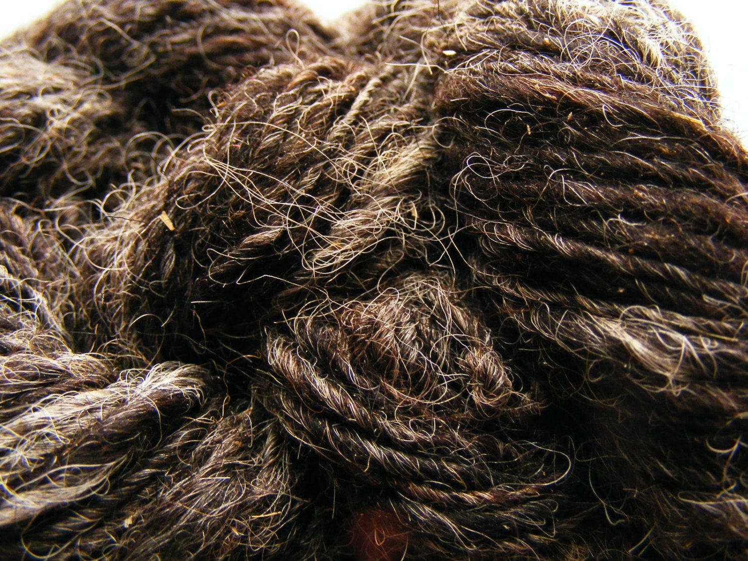 Natural Dark Gray Black Handspun Navajo Churro Wool Yarn 120yds 2.5oz 9wpi
