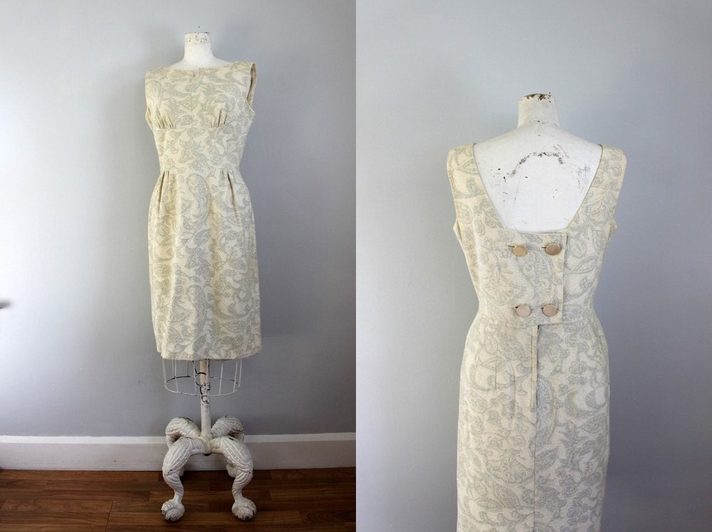 1960s silver shimmer PAISLEY shift dress w/ mod buttons - S M