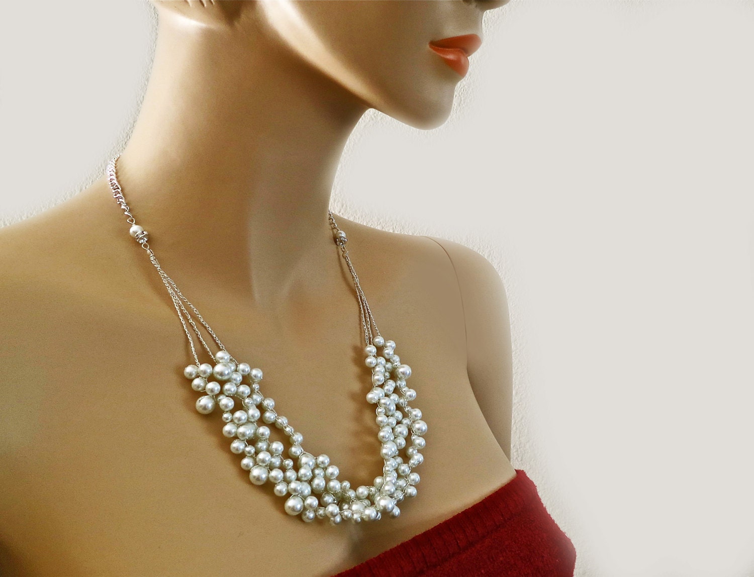 Bridesmaid Necklace with White Pearls, Wedding Jewelry for Brides Bridesmaids