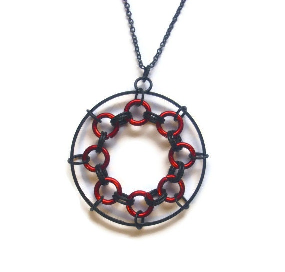 Black and Red Spirograph Necklace
