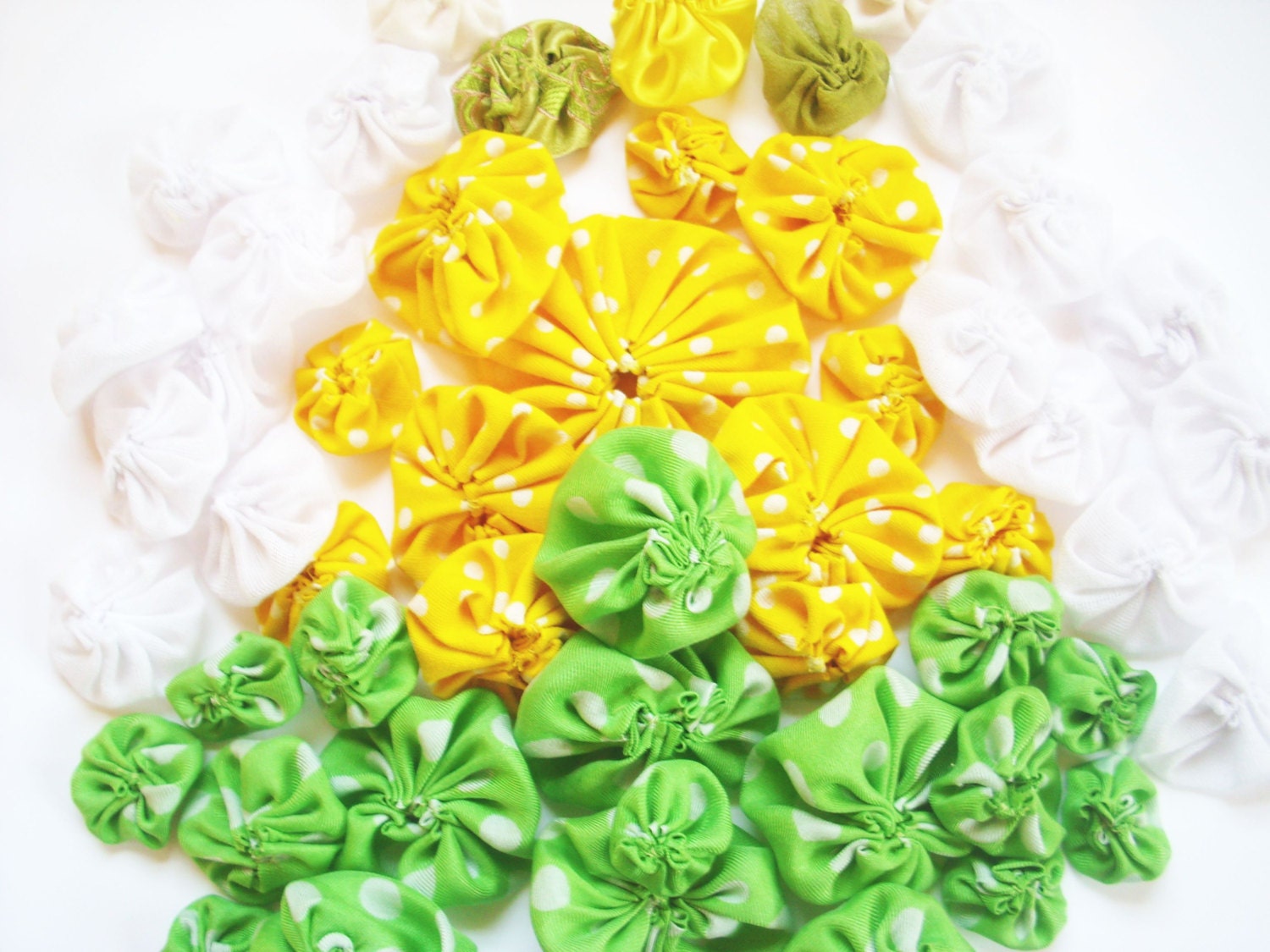 Citrus Colors - Wholesale - 50 - Multi Color Fabric Flower Yoyos - Sewn or Glued - Aprons,Quilting,Jewelry,Cards,Scrapbooking... - whatshername