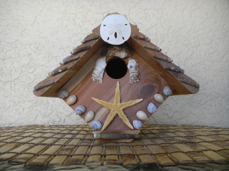 Cedar Bird House, Wren House, Seashell Embellished Bird House, Garden Art, Beach Decor