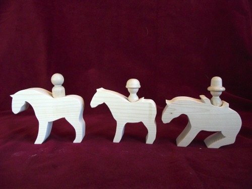 Chunky Horses with Peg Doll Riders, Unfinished Pine