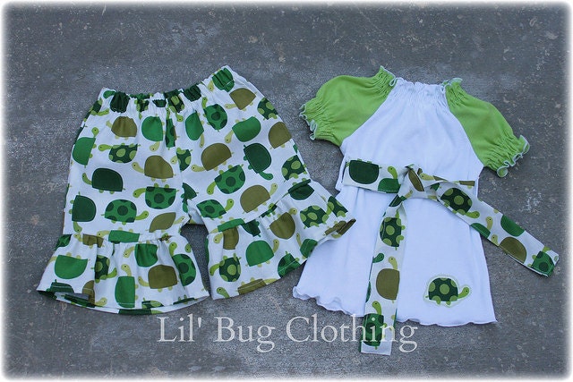 Custom Boutique Girl Summer Turtle Peasant Top And Ruffles Shorts 3m 6m 9m 12 18 24 2t 3t 4t 5t 6 7 8 9/10 girl.