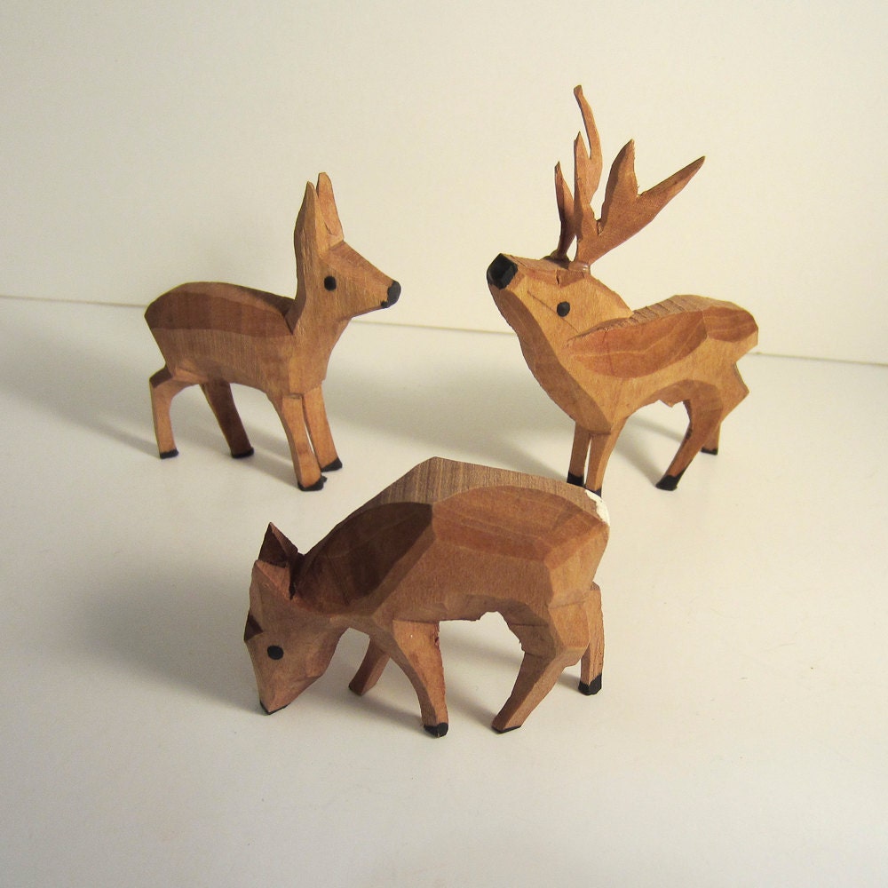 Vintage Carved Wood Deer , 3 Hand carved, Hand Painted, Germany - Antiques4You