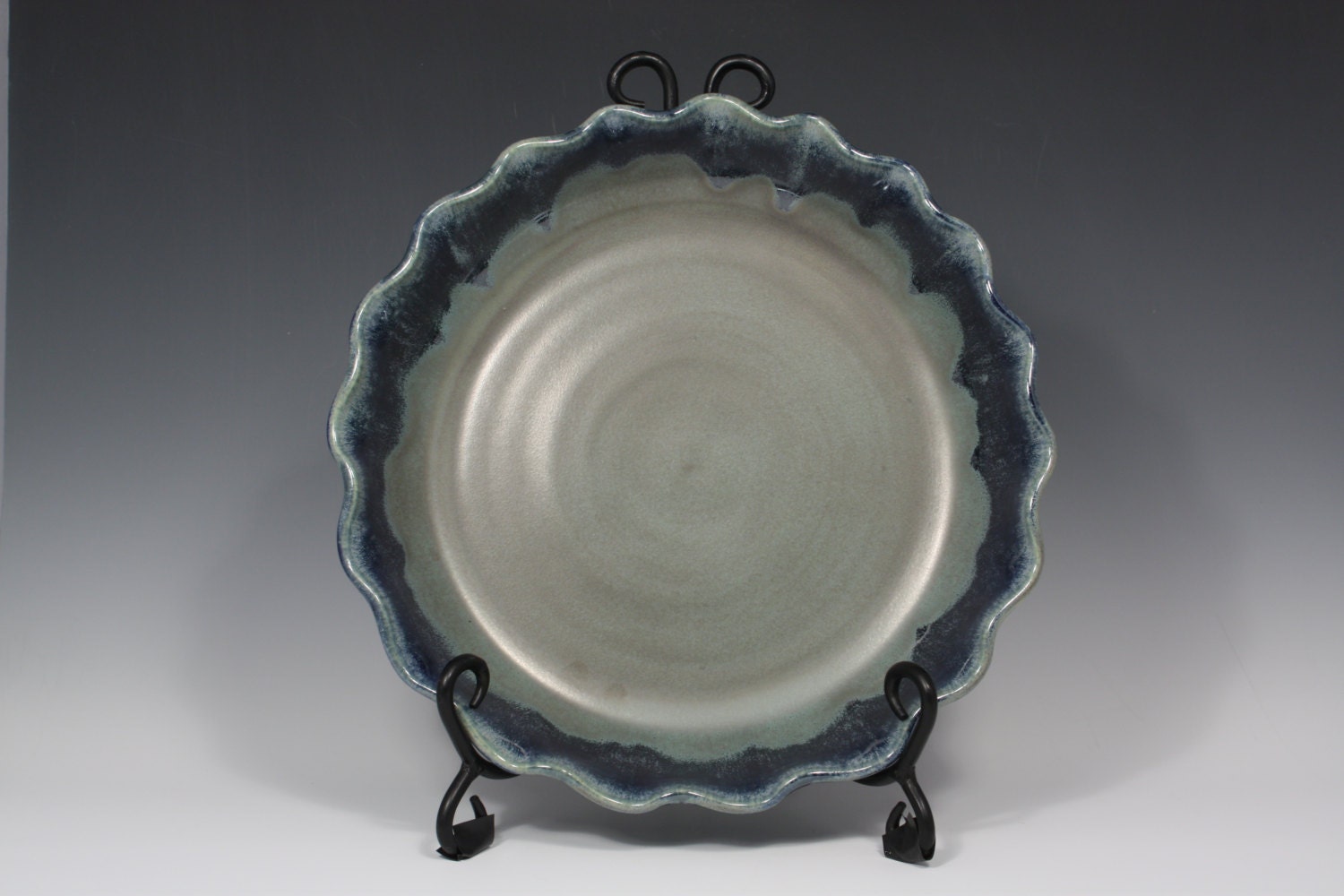 Fluted Ceramic Pie Plate Muted Green with Cobalt Blue Edge