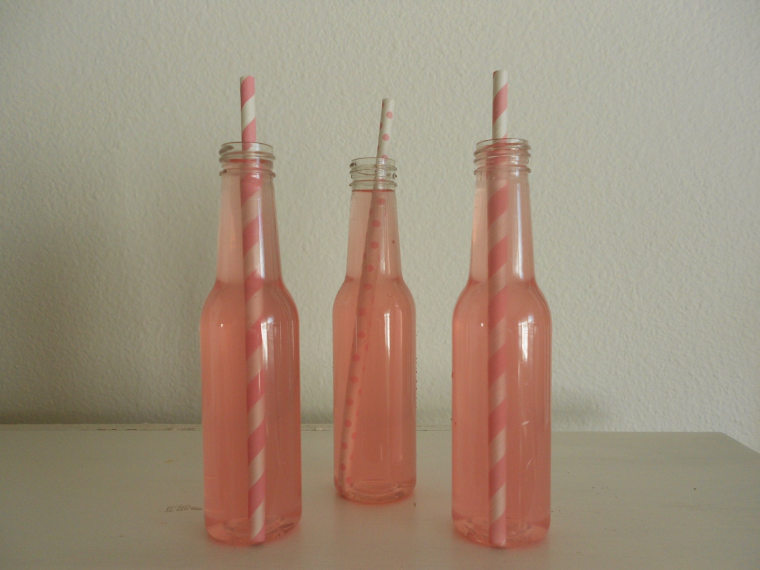 8 clear Plastic Soda Pop Bottles milk bottles kids party, showers, weddings 5 ounce