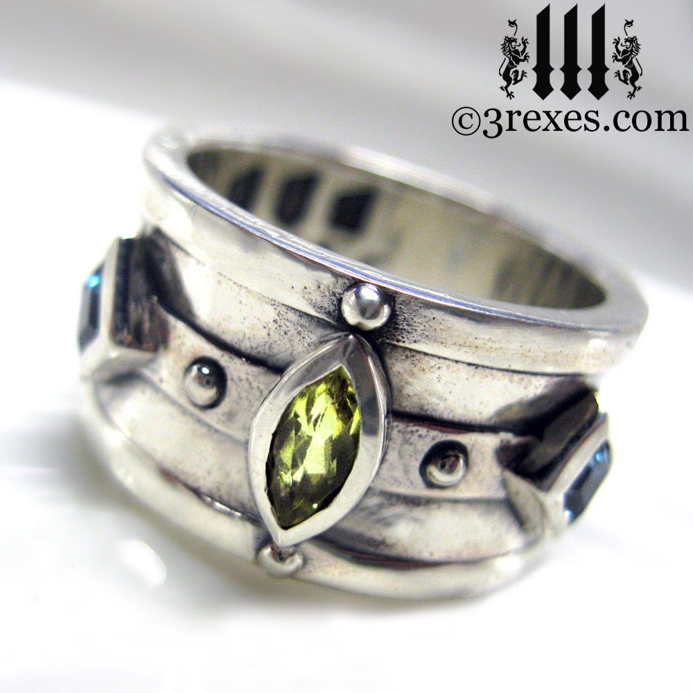Moorish Medieval Silver Ring Green Peridot Size 7 Unisex