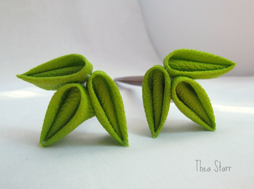 Bamboo Duo Kanzashi Fabric Flower Hair Stick