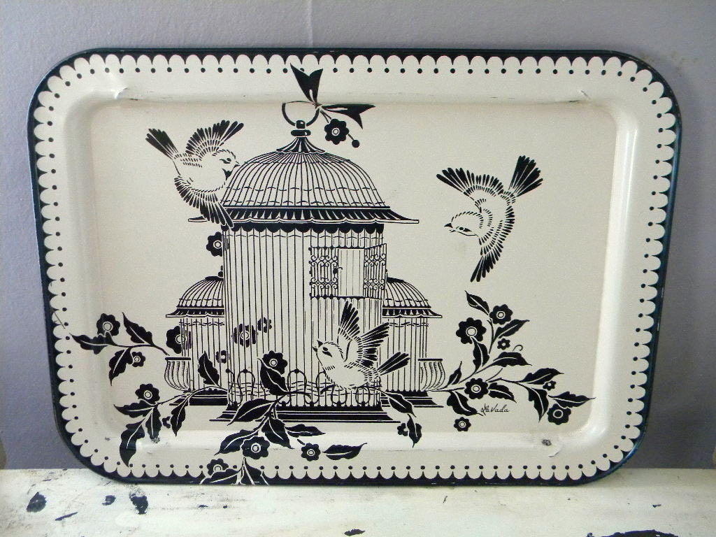 Wonderful Vintage Birds TV or Bed Tray