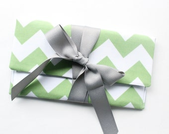 Clutch Purse with Bow, Personalized Bridesmaid Clutch, Green and Gray, Wedding Bag, Chevron Clutch, Personalize