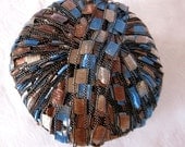 Berlini Ladder Ribbon Yarn Maxi,  trellis yarn, blue beige black yarn, Blue Saddle 60