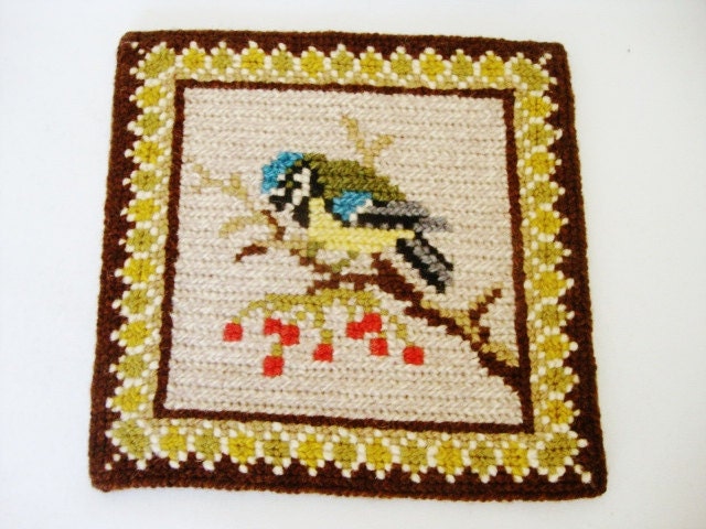 vintage bird needlepoint