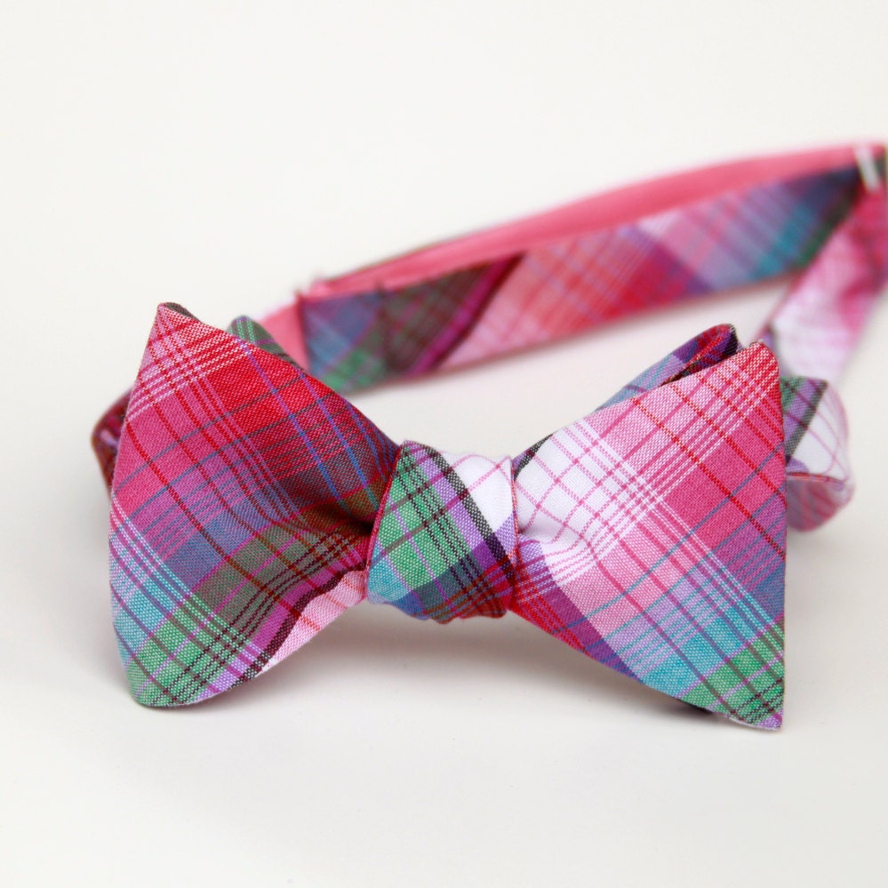 lucky plaid freestyle bow tie