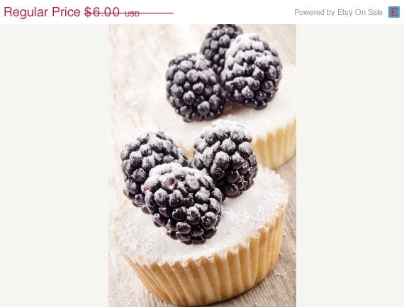 ON SALE Black Raspberry Vanilla, Soy Candle, Candle, Purple, 4 oz, hemp wick, travel tin, berries and cream