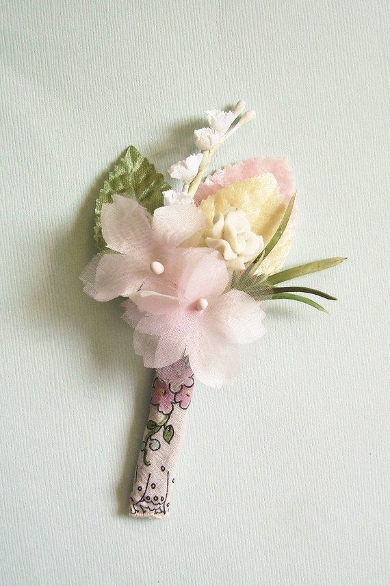 English Garden Corsage/Boutonniere