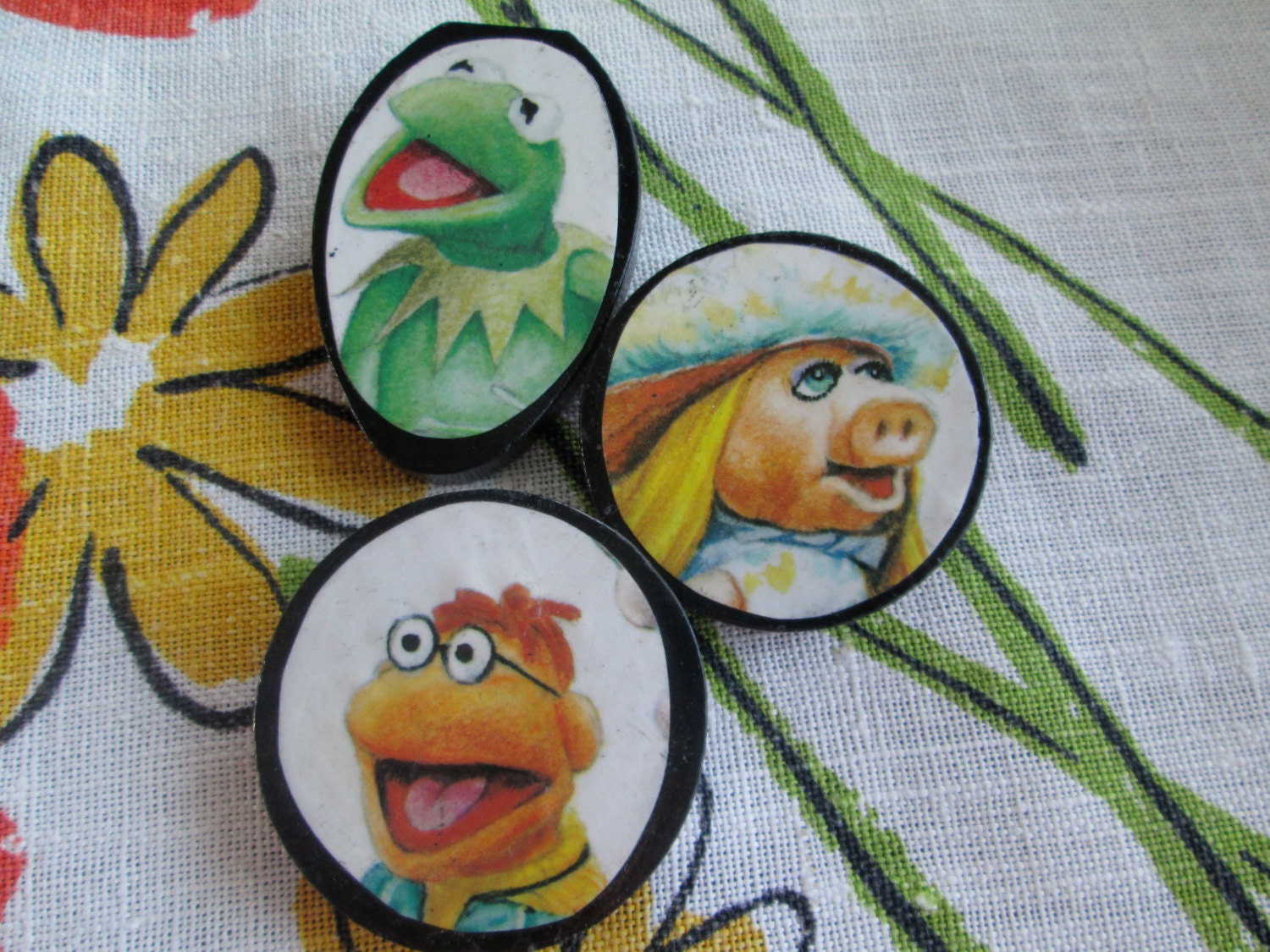 Muppets pin set