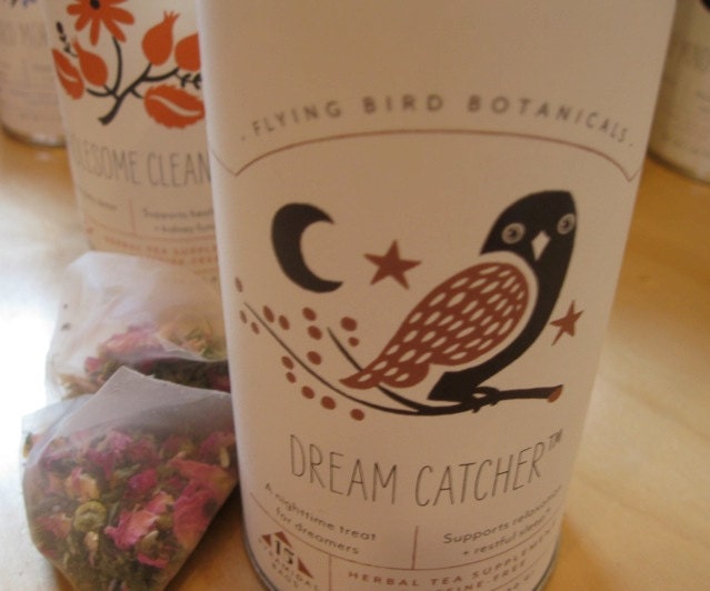 15 large teabags of Dream Catcher tea, made with organic herbs tea for dreamers in a beautiful tin