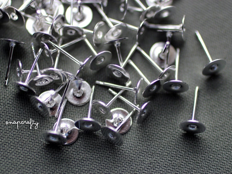 100pcs silver plated earring posts with a 6mm glue pad, lead and nickel free
