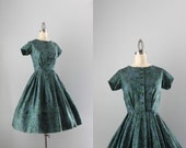1950s Dress / Vintage 50s Dark Floral Dress / Fifties Black and Emerald Full Skirt Dress