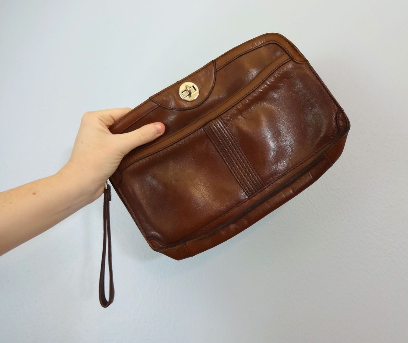 Vintage LIENZ Clutch / 1970s Handbag / Brown Leather Purse / Wristlet
