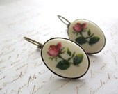 Vintage Eleanor Rose - Cameo Earrings No1