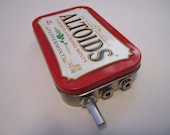 Portable Mint Tin Headphone Amp with 10X Gain (Peppermint Altoids)