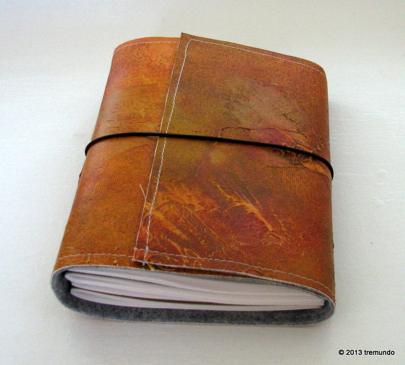 hot mess extreme texture tri fold journal