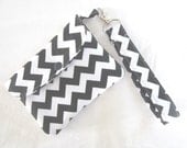 Black & White Chevron iPhone Wristlet