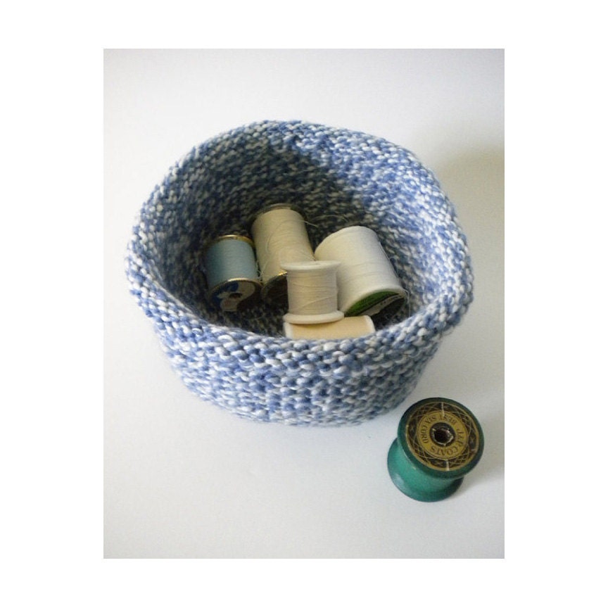 SALE 1/2 OFF - Denim and White Knitted Bowl - Hand Knit Soft Bowl - Small Knit Basket - under 25